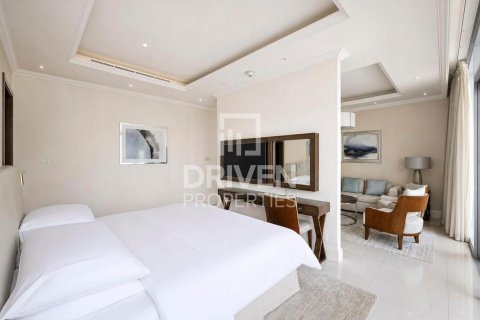 Apartment in The Address Residence Fountain Views, Downtown Dubai (Downtown Burj Dubai), Dubai studio, 75.9 sq.m. № 134266 - photo 10