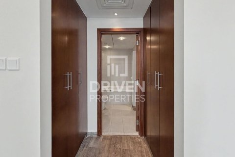 Apartamento en Standpoint Towers, Downtown Dubai (Downtown Burj Dubai), Dubai, 1 dormitorio, 78.69 m², № 134260 - foto 8