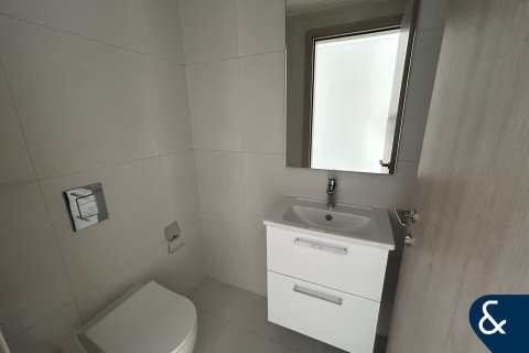 Apartment in Jumeirah Village Circle, Dubai 3 bedrooms, 122 sq.m. № 98784 - photo 8