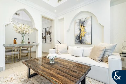 Apartment in Downtown Dubai (Downtown Burj Dubai), Dubai 1 bedroom, 81 sq.m. № 98858 - photo 3