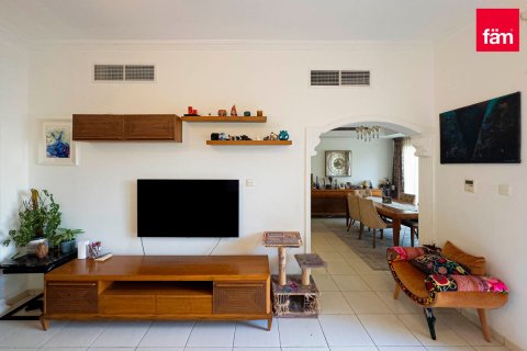 Villa à Dubai, 4 chambres, 368.6 m², № 115188