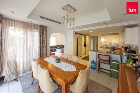 Villa à Dubai, 4 chambres, 368.6 m², № 115188 - photo 7