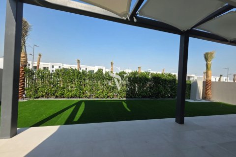 Villa in Arabian Ranches 3, Dubai 4 bedrooms, 457 sq.m. № 83237 - photo 5