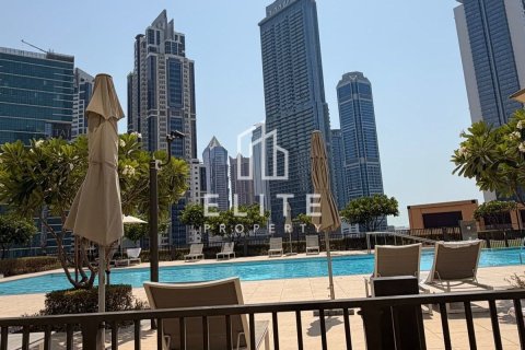 Appartement à Dubai, 2 chambres, 93 m², № 121572