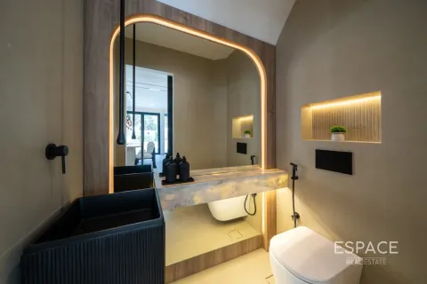 Villa en Meadows, Dubai, 5 dormitorios, 427 m², № 122289 - foto 18