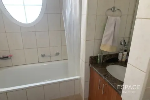 Villa en Springs 14, The Springs, Dubai, 2 dormitorios, 153 m², № 122284 - foto 5