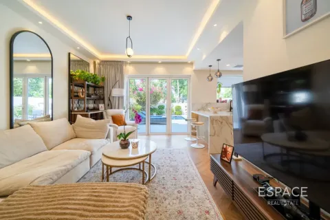 Villa en Springs 11, The Springs, Dubai, 2 dormitorios, 152 m², № 122285 - foto 19