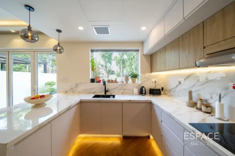 Villa en Springs 11, The Springs, Dubai, 2 dormitorios, 152 m², № 122285 - foto 16
