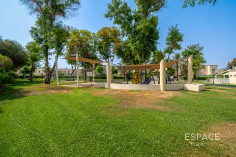 Villa en Springs 11, The Springs, Dubai, 2 dormitorios, 152 m², № 122285 - foto 2