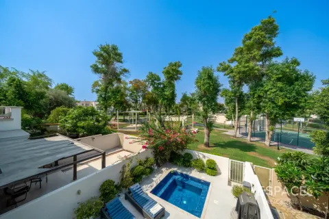 Villa en Springs 11, The Springs, Dubai, 2 dormitorios, 152 m², № 122285 - foto 5