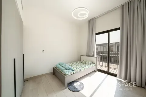 Villa à Al Furjan, Dubai, 3 chambres, 244 m², № 122288 - photo 12