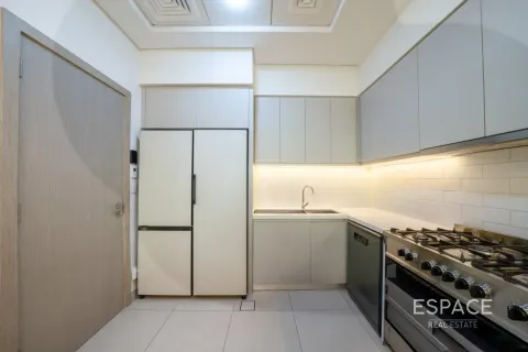 Villa à Al Furjan, Dubai, 3 chambres, 244 m², № 122288 - photo 13