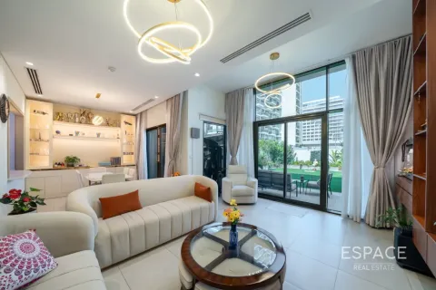 Villa à Al Furjan, Dubai, 3 chambres, 244 m², № 122288 - photo 15