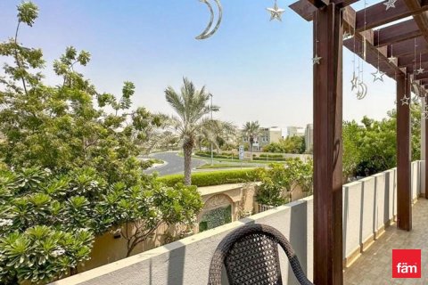 Купить виллу в Дубае: 5 спален, 861.4м², № 95630 - фото 8