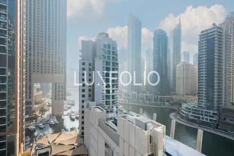 Apartment in Dubai Marina, Dubai 2 bedrooms, 125 sq.m. № 46124 - photo 17