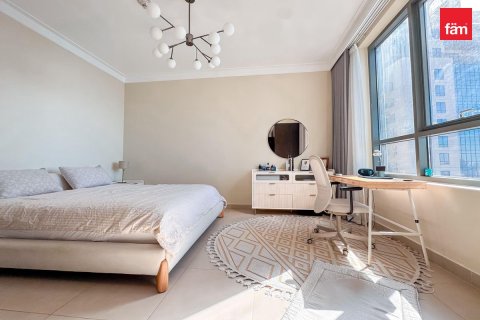 Apartment in Dubai 2 bedrooms, 127.1 sq.m. № 123749 - photo 13