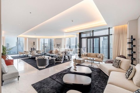 Apartamento en Opera District, Downtown Dubai (Downtown Burj Dubai), Dubai, 4 dormitorios, 492.39 m², № 137068 - foto 3