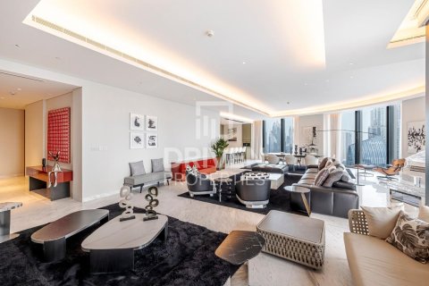 Apartamento en Opera District, Downtown Dubai (Downtown Burj Dubai), Dubai, 4 dormitorios, 492.39 m², № 137068 - foto 4