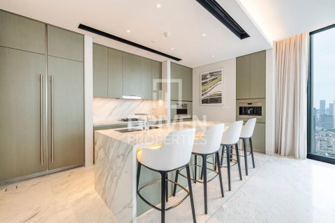 Apartamento en Opera District, Downtown Dubai (Downtown Burj Dubai), Dubai, 4 dormitorios, 492.39 m², № 137068 - foto 20