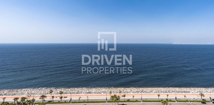 Apartment in The Crescent, Palm Jumeirah, Dubai 3 bedrooms, 325.9 sq.m. № 137059