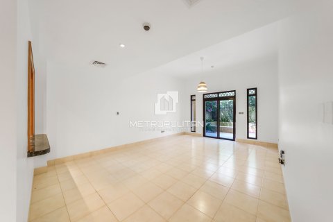 شقة في Yansoon, Old Town, دبي 2 غرف نوم, 131 م² رقم 15494 - صورة 1