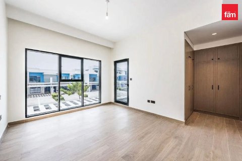 Townhouse in Dubai 4 bedrooms, 144 sq.m. № 123109 - photo 7