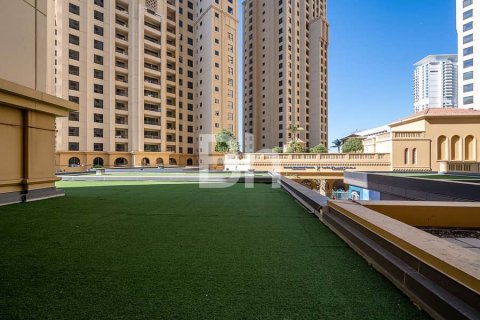 Apartment in Jumeirah Beach Residence, Dubai 4 bedrooms, 264 sq.m. № 21488 - photo 13