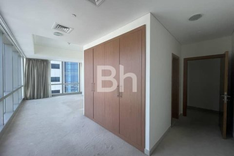 Снять в аренду квартиру в Дубай Марине, Дубай: 2 спальни, 174м², № 21484 - фото 17