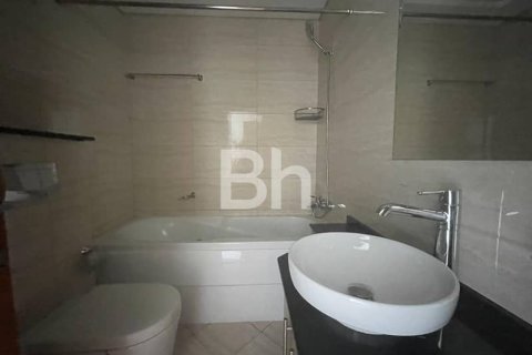 Снять в аренду квартиру в Дубай Марине, Дубай: 2 спальни, 174м², № 21484 - фото 15