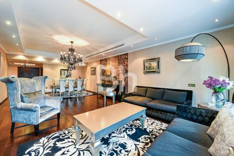 Apartment in Dubai Marina, Dubai 3 bedrooms, 361 sq.m. № 21485 - photo 1