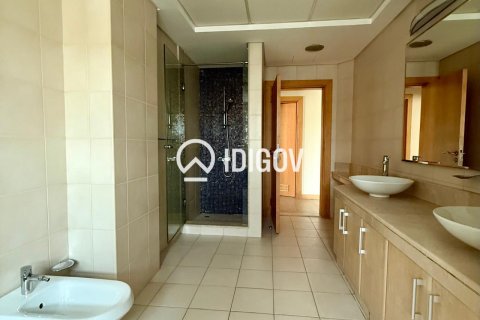 Appartement à Shoreline Apartments, Palm Jumeirah, Dubai, 3 chambres, 203.18 m², № 121018 - photo 11