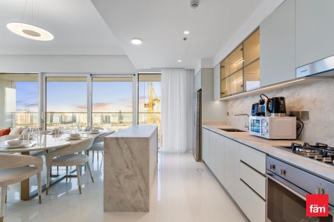 Apartment in Dubai Harbour, Dubai 2 bedrooms, 146.5 sq.m. № 41855 - photo 24