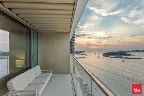 Apartment in Dubai Harbour, Dubai 2 bedrooms, 146.5 sq.m. № 41855 - photo 1