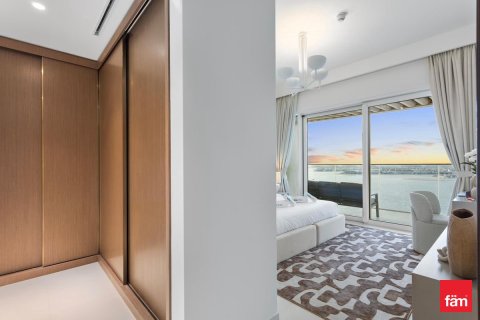 Apartment in Dubai Harbour, Dubai 2 bedrooms, 146.5 sq.m. № 41855 - photo 11