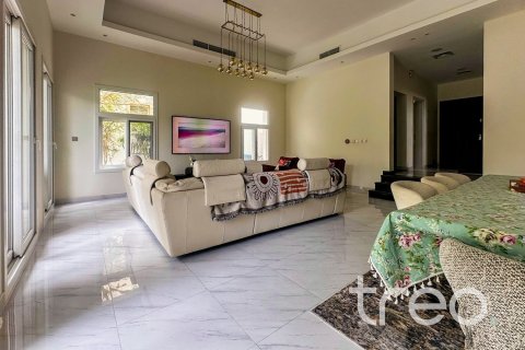 فيلا في فيلات, دبي 4 غرف نوم, 445.01 م² رقم 119396 - صورة 4