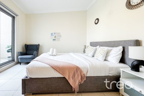 Appartement à Burj Khalifa, Dubai, 1 chambre, 93.92 m², № 120096 - photo 3