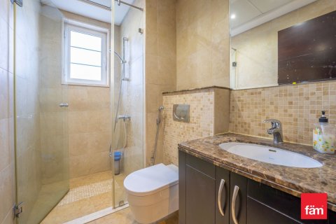 Villa in Jumeirah Park, Dubai 3 bedrooms, 524.5 sq.m. № 134775 - photo 27