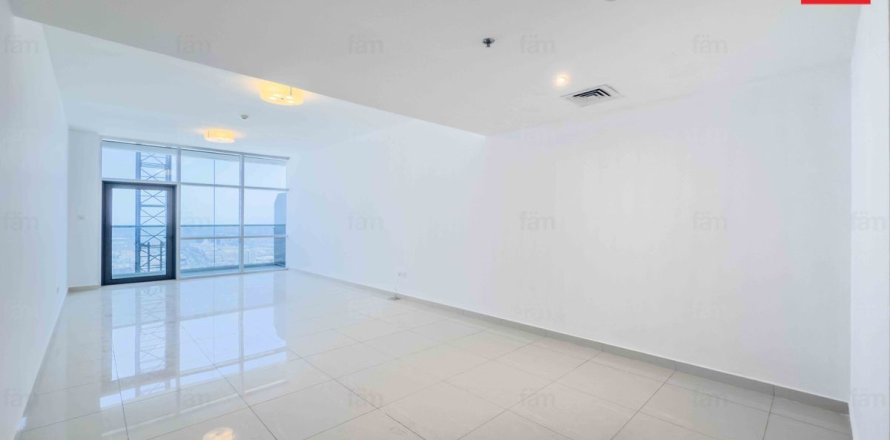Apartment in Sheikh Zayed Road, Dubai 3 bedrooms, 218.4 sq.m. № 24538