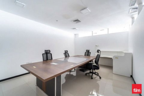 Oficina en Business Bay, Dubai, 145.9 m², № 109121 - foto 3