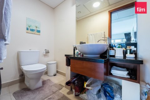 Apartment in DIFC, Dubai 1 bedroom, 117 sq.m. № 97673 - photo 18