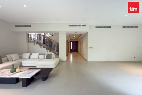 Villa in Dubai 4 bedrooms, 469.3 sq.m. № 97671 - photo 4