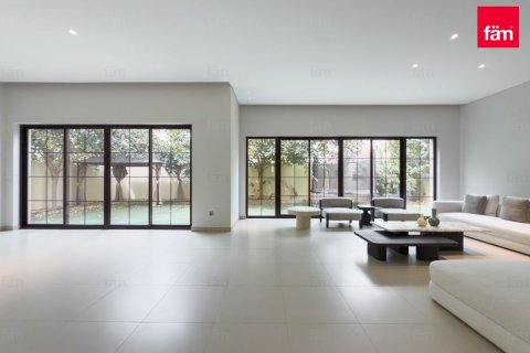 Villa in Dubai 4 bedrooms, 469.3 sq.m. № 97671