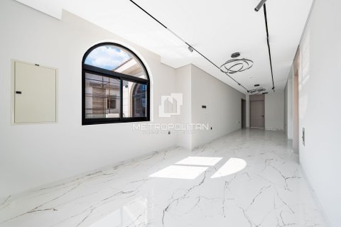 Villa in Al Furjan, Dubai 5 bedrooms, 520 sq.m. № 74123 - photo 8