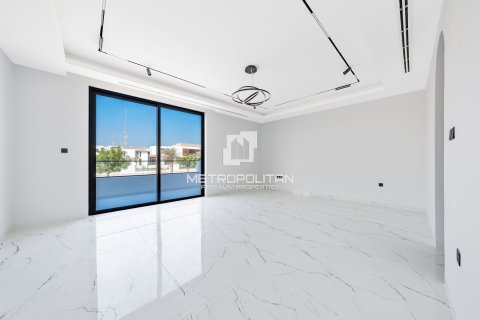 Villa in Al Furjan, Dubai 5 bedrooms, 520 sq.m. № 74123 - photo 19