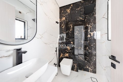 Villa in Al Furjan, Dubai 5 bedrooms, 520 sq.m. № 74123 - photo 17