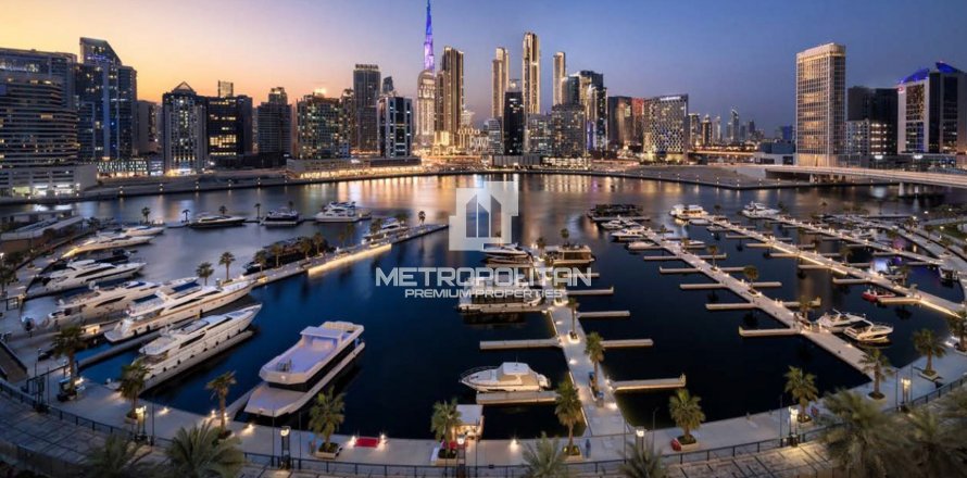 Пентхаус в Бизнес-Бэе, Дубай, 3 спальни, 585м², № 74124