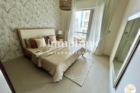Apartment in Downtown Dubai (Downtown Burj Dubai), Dubai 1 bedroom, 70.23466800 sq.m. № 109884 - photo 2