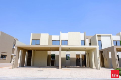 Villa en Dubai, 4 dormitorios, 241.7 m², № 109886 - foto 2