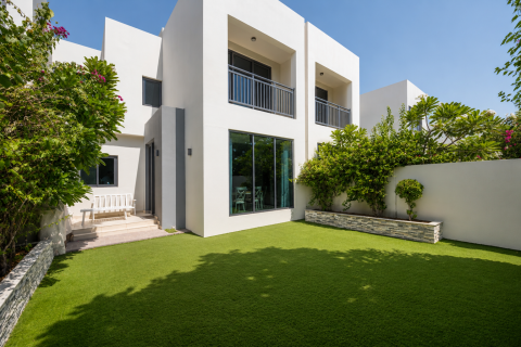 Villa in Maple 3, Dubai Hills Estate, Dubai 3 bedrooms, 211.92 sq.m. № 136514