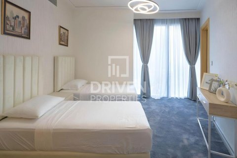 Apartment in Downtown Dubai (Downtown Burj Dubai), Dubai 2 bedrooms, 159.51 sq.m. № 128460 - photo 3